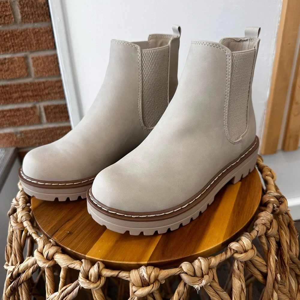 Booties - Picture 2 of 5